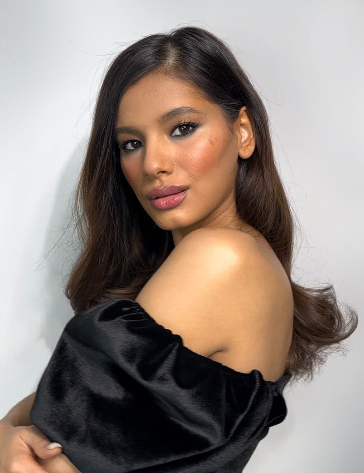 Санам Алмасова