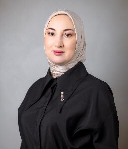 Индира Азизова