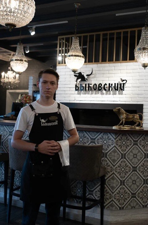 Влад Дыченков