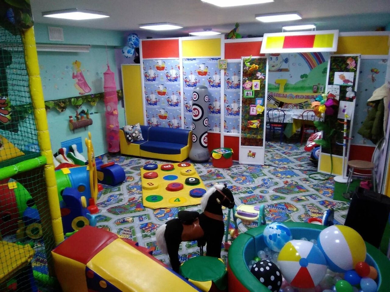 игровая комната в маяке омск. маяк детская игровая комната. игровая комната для детей в омске. игровая комната для детей от 1 года. детская игровая омск.