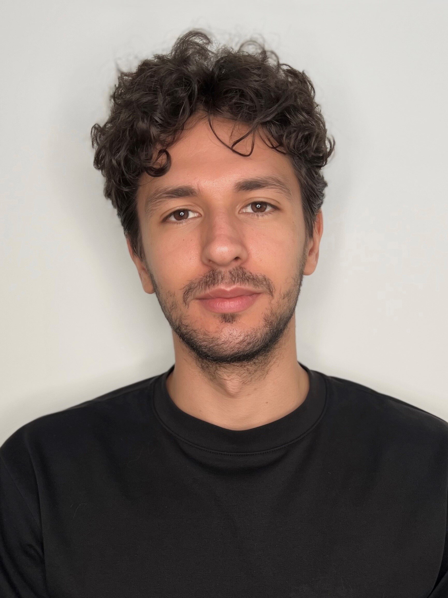 Виктор Сушков