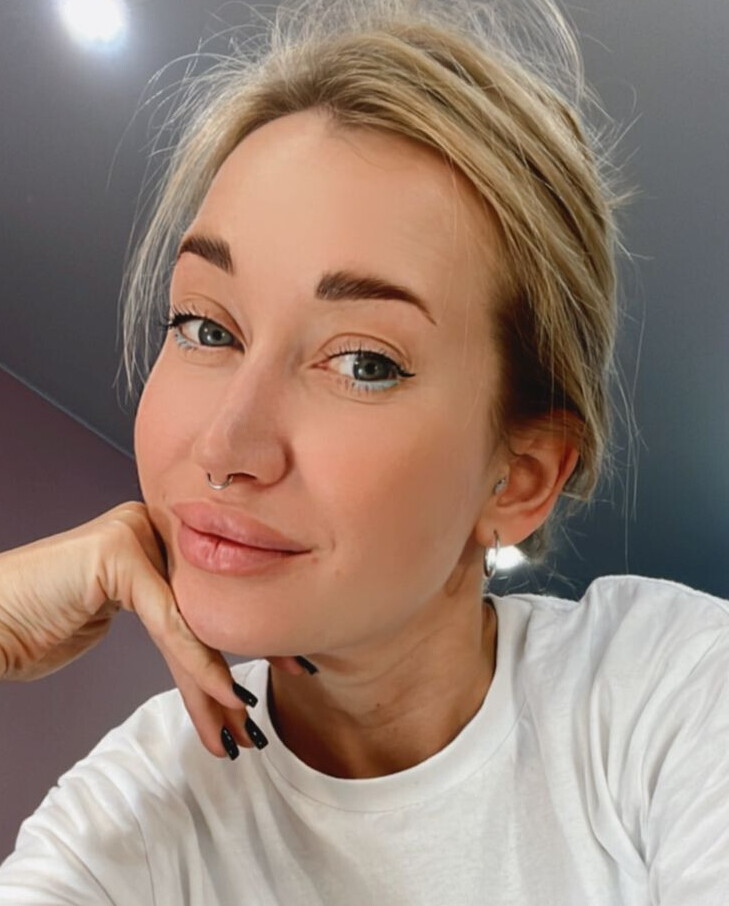 Арина Осотова