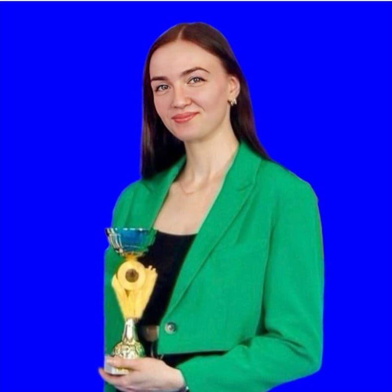 Елена Шестакова