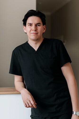 Артур Маратович Ахметов