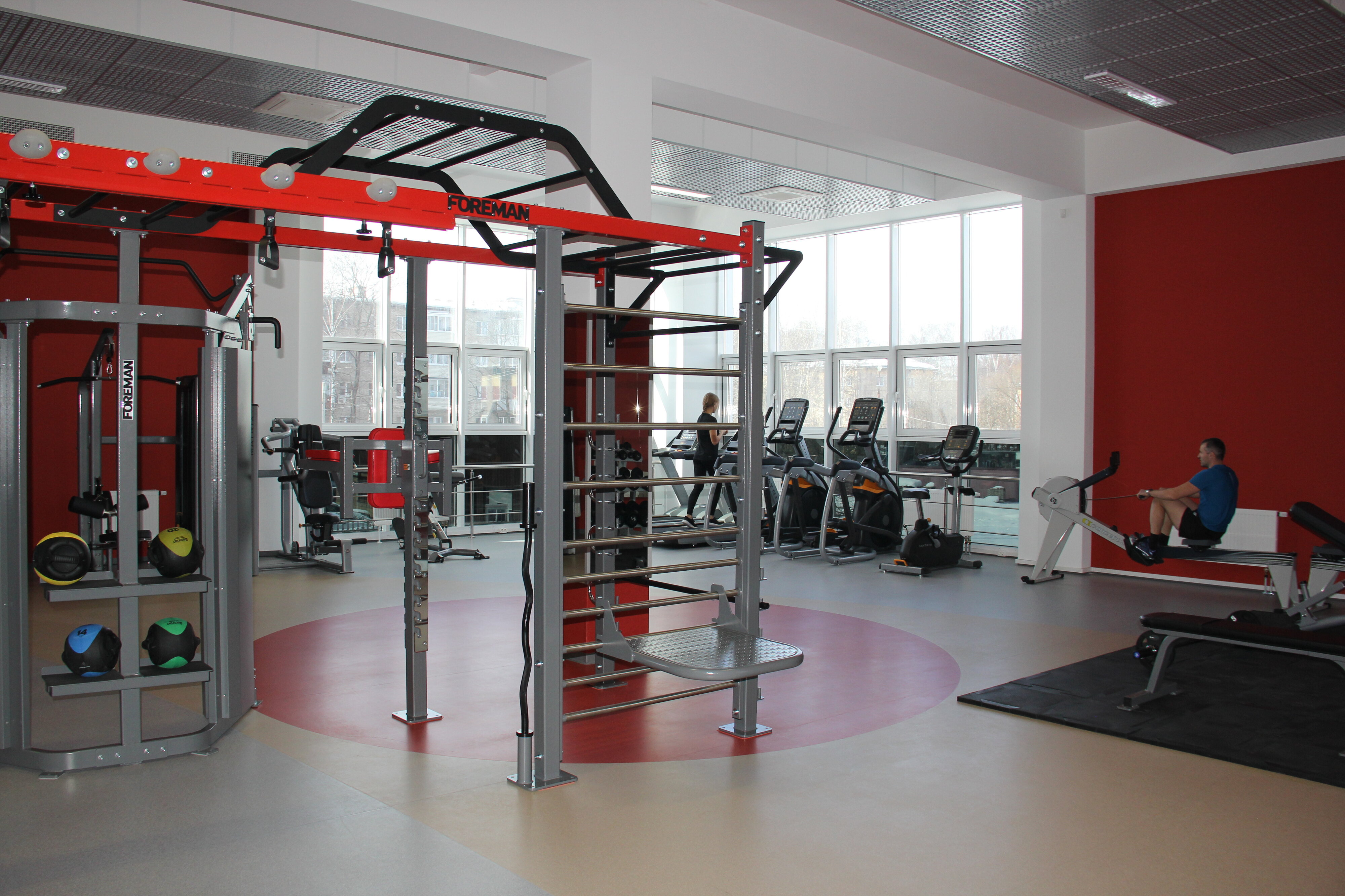 Спортзал узловая. Спортзал феррум курск. Фокс фит. Тренажерные залы лиски. Тренажерные залы лиски.