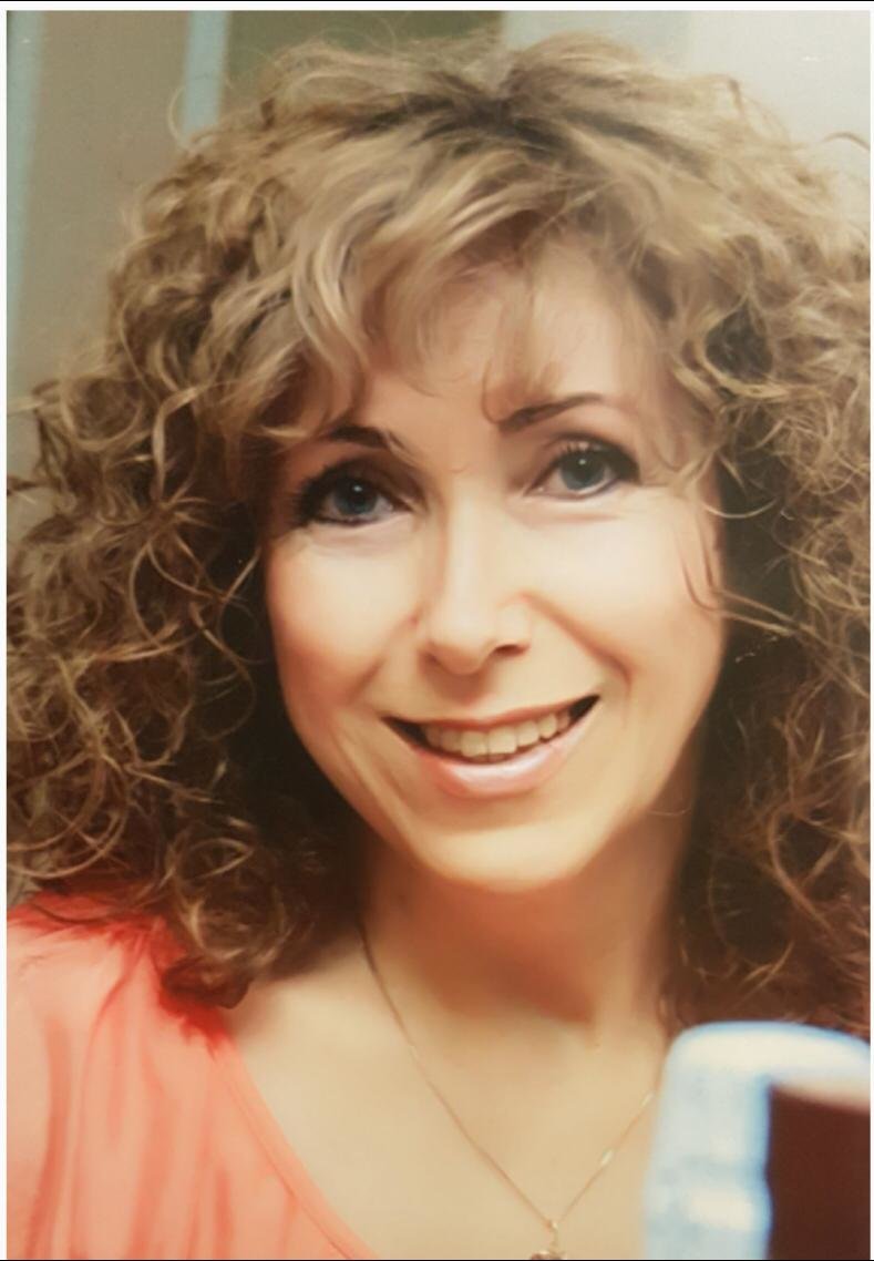 Алла Захарова