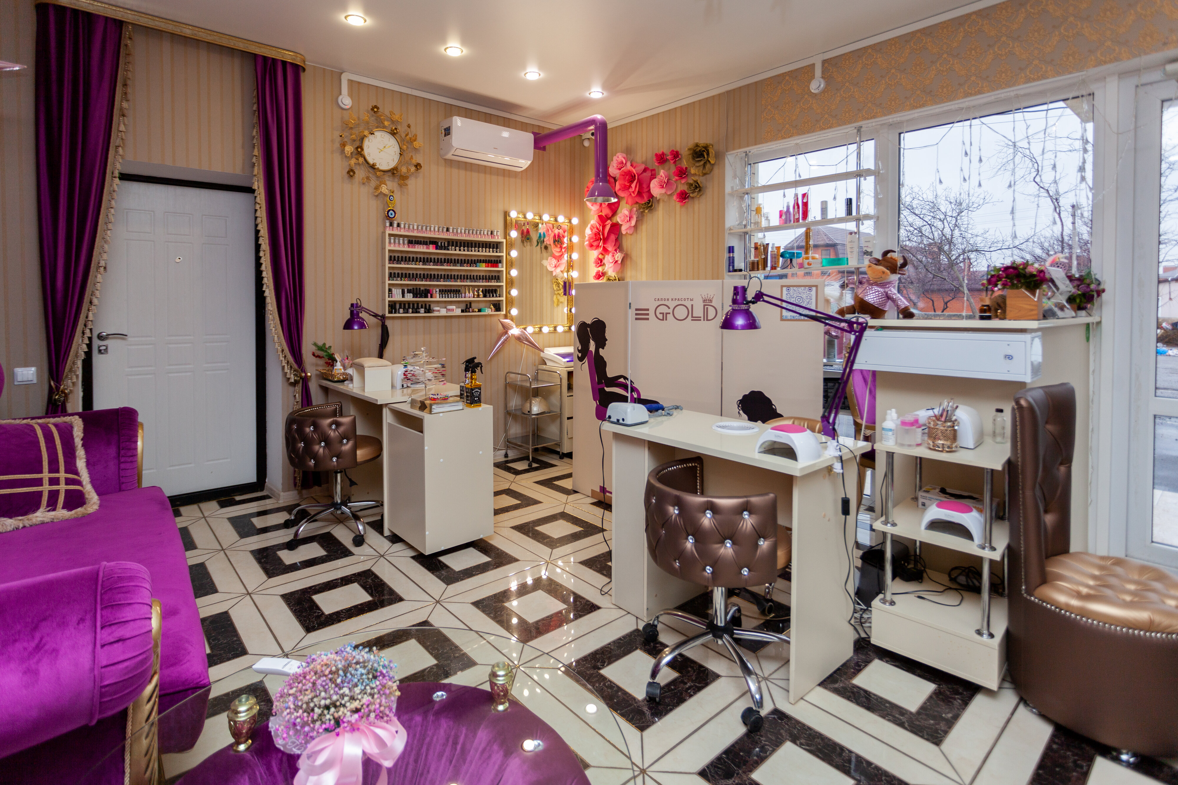 Ногтевые студии (Nail Studio) в Краснодаре рядом со мной на карте - цены в  среднем 1400 руб.: адреса, отзывы и рейтинг нейл студий - Zoon.ru