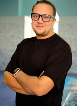 Игорь Иванников