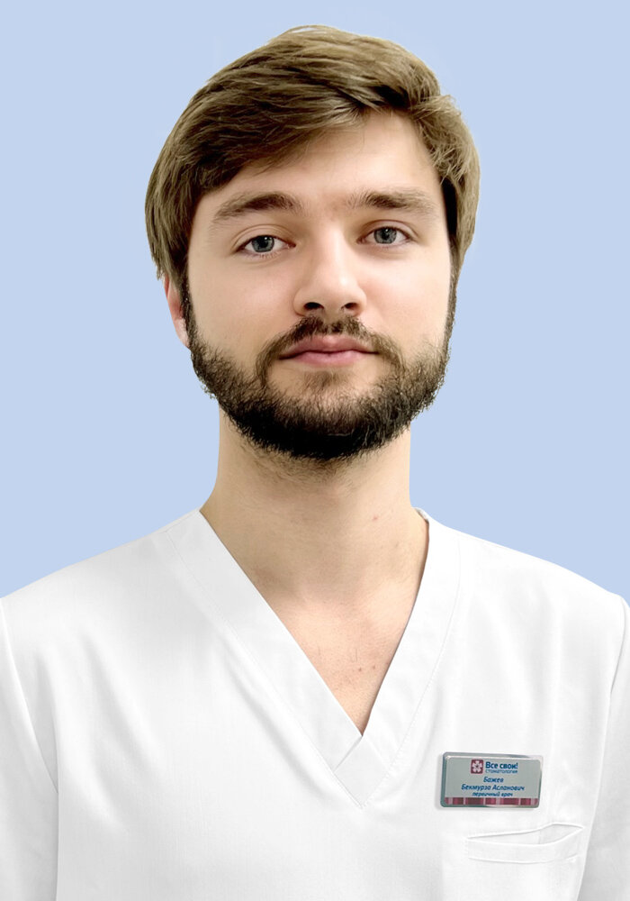 Бекмурза Асланович Бажев