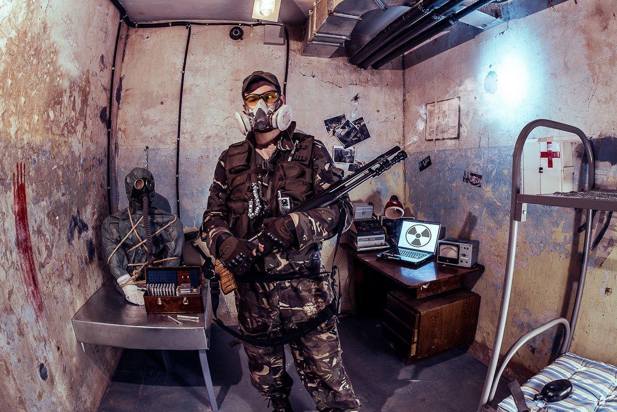 Город сталкеров квест. E. R. Город сталкеров квест. Квест сталкер в москве клаустрофобия.