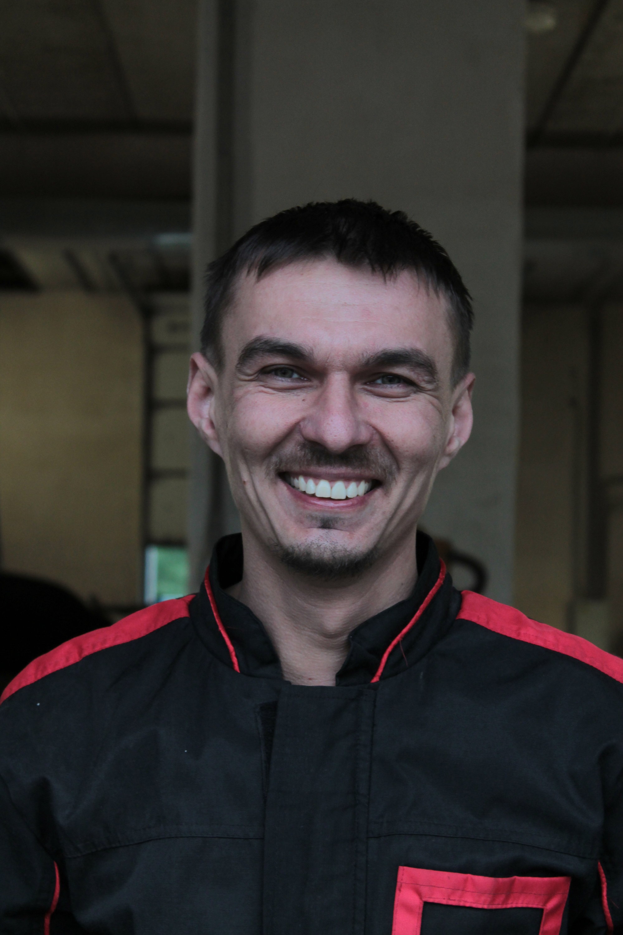 930 403. Mercedes 809. 930 403. 930 403. 930 403.