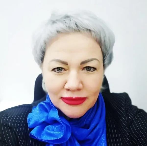 Елена Юрьевна Траханова