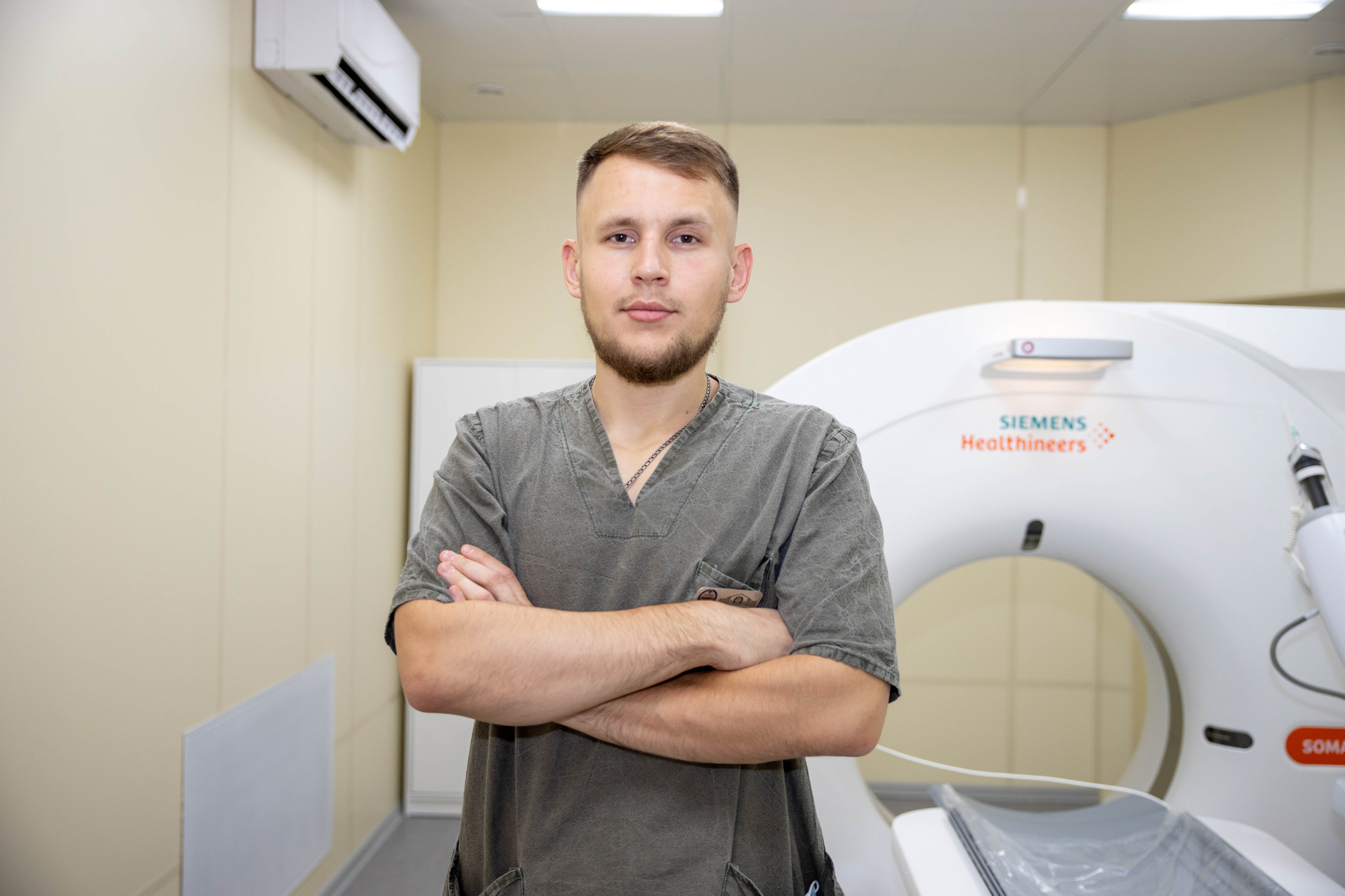 Дмитрий русаков. Ветеринар хирург москва. Сенягин дмитрий владиславович. Оцелот островцы ветклиника. Ветеринар хирург москва.