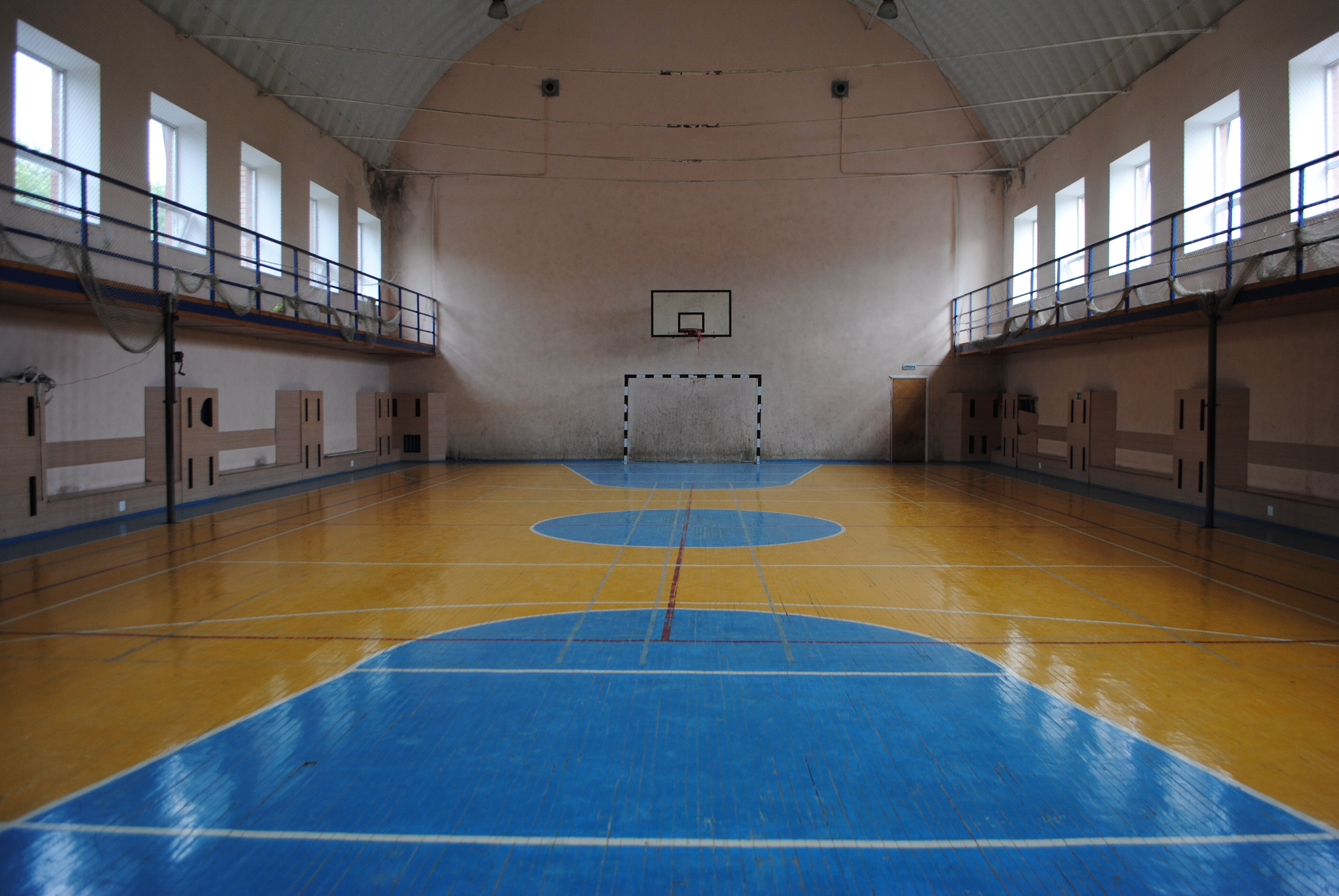 Школа 3000 уфа. Спортивный клуб Ангелболл фото зала в городе Уфа.