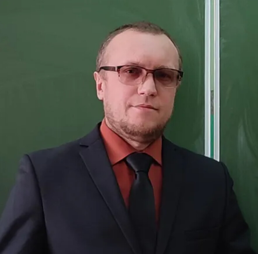 Руслан Иванов