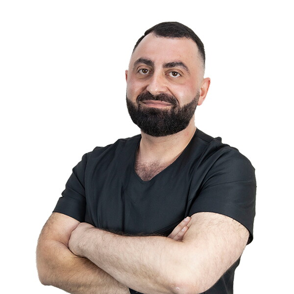 Эдуард Каренович Ахинян