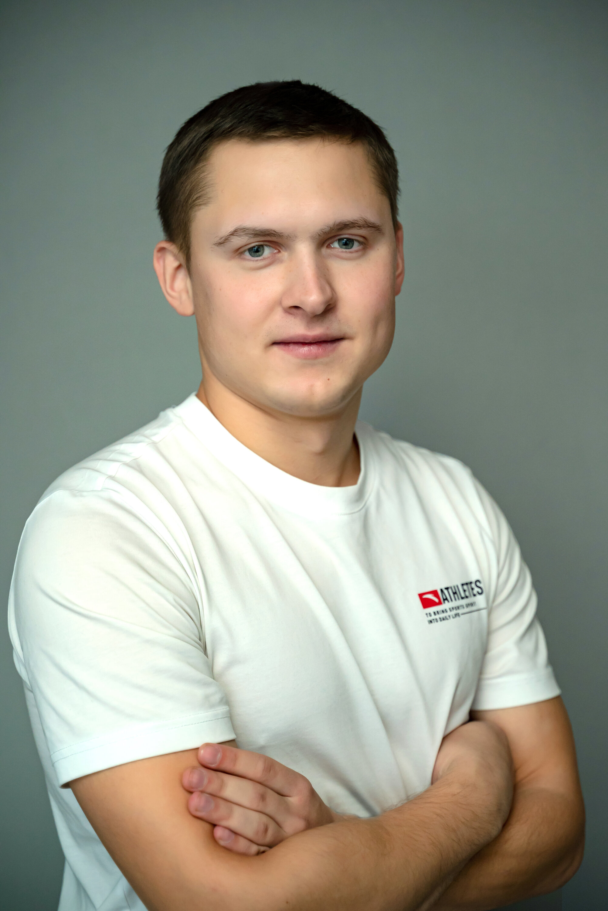 Михаил Иванов