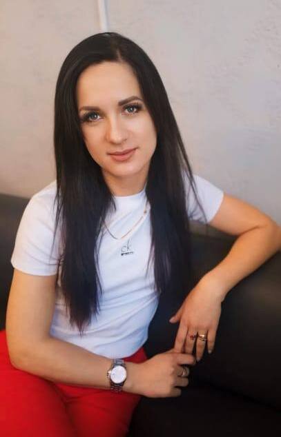 Анастассия Лошак