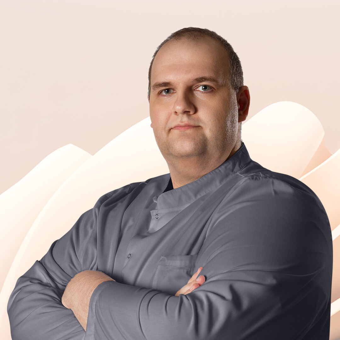 Олег Юрьевич Хрусталев