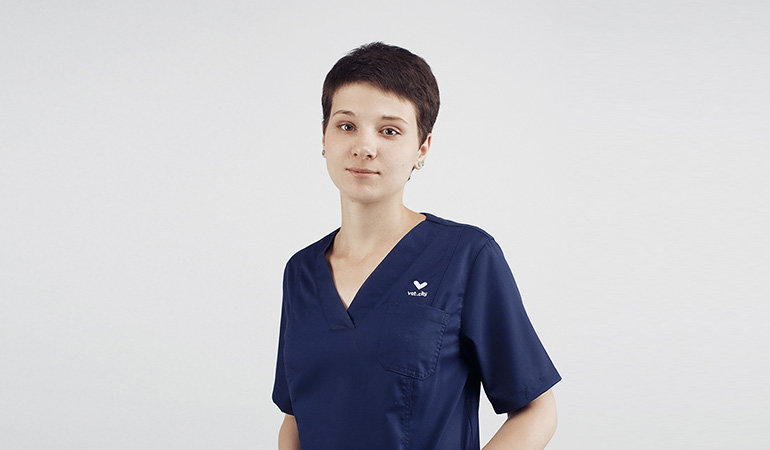 помощник врача москва