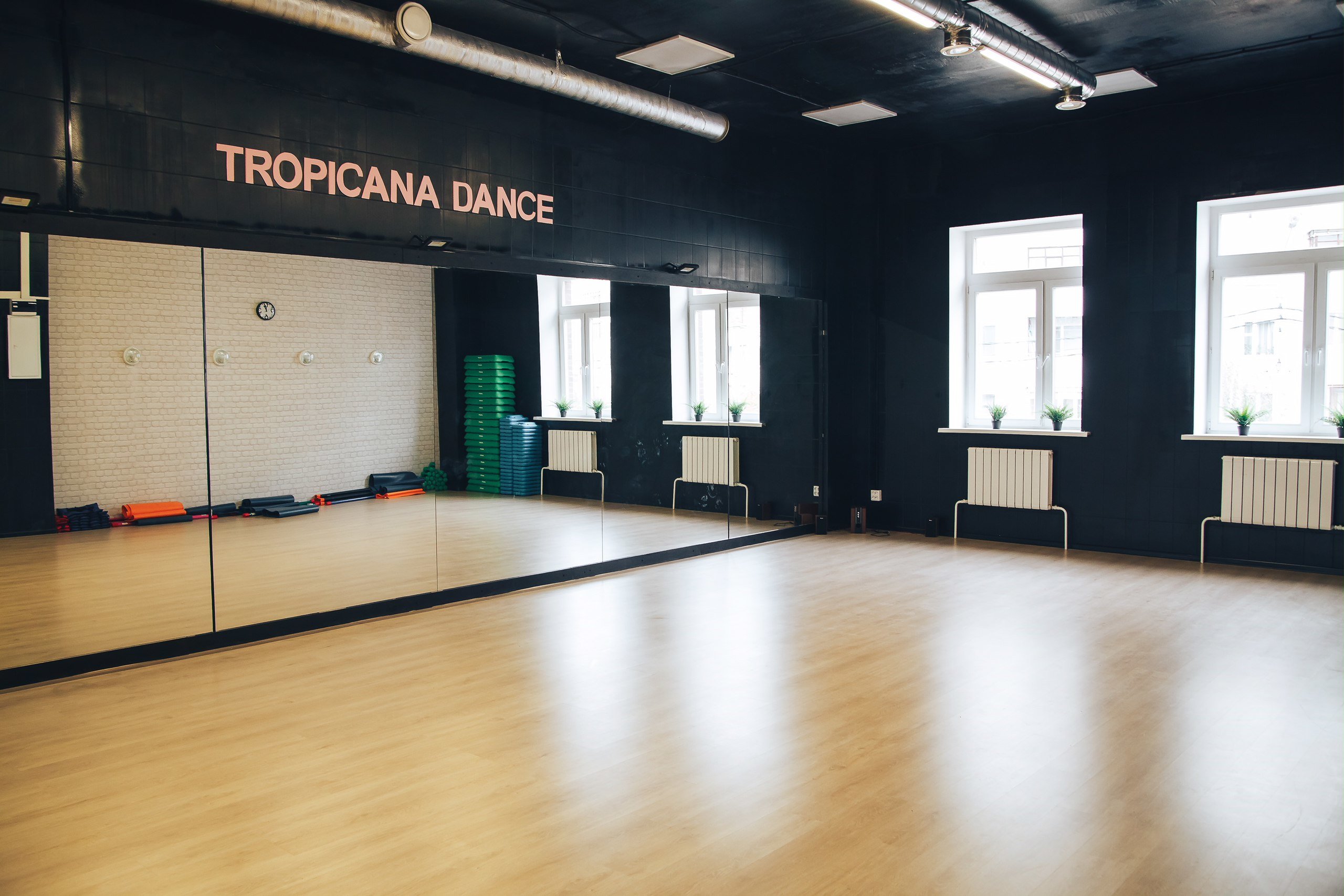 Tropicana dance, сеть школ танцев в Москве, рядом со мной: адреса на карте,  телефоны – 7 заведений с отзывами и ценами – Zoon.ru