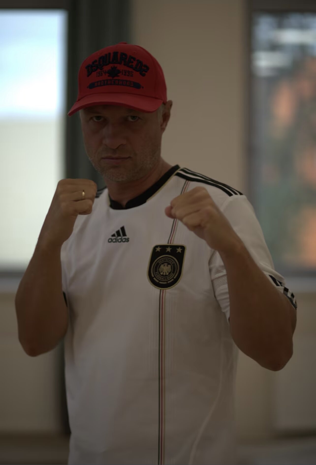 Олег Анатольевич Крупенников