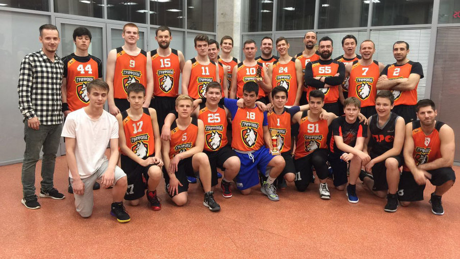 Реклама спортивной секции по баскетболу