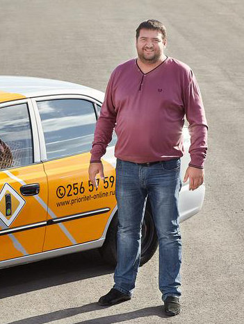 машины в автошколах ростов. инструктор по вождению ростов. инструктор по вождению ростов на дону. андрей александрович автоинструктор. алексей штерн ростов на дону автоинструктор.