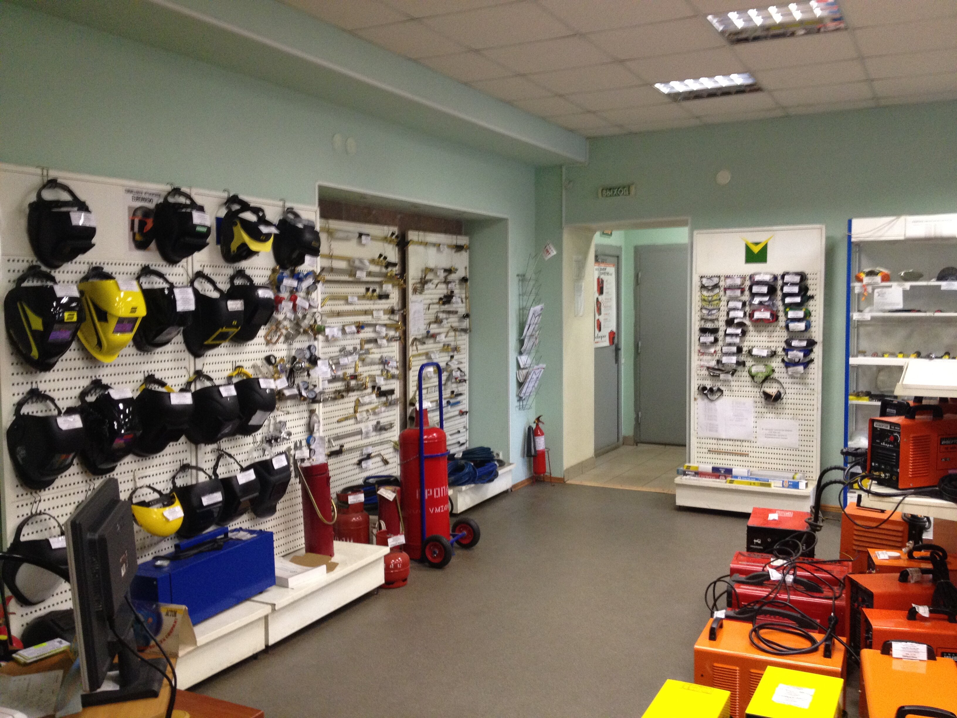 Магазин сварщик. Магазин сварщик во владимире. Магазин сварщик. Магазин сварочного оборудования во владимире. Магазин сварки.