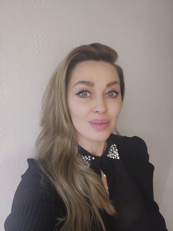 Мила Новикова