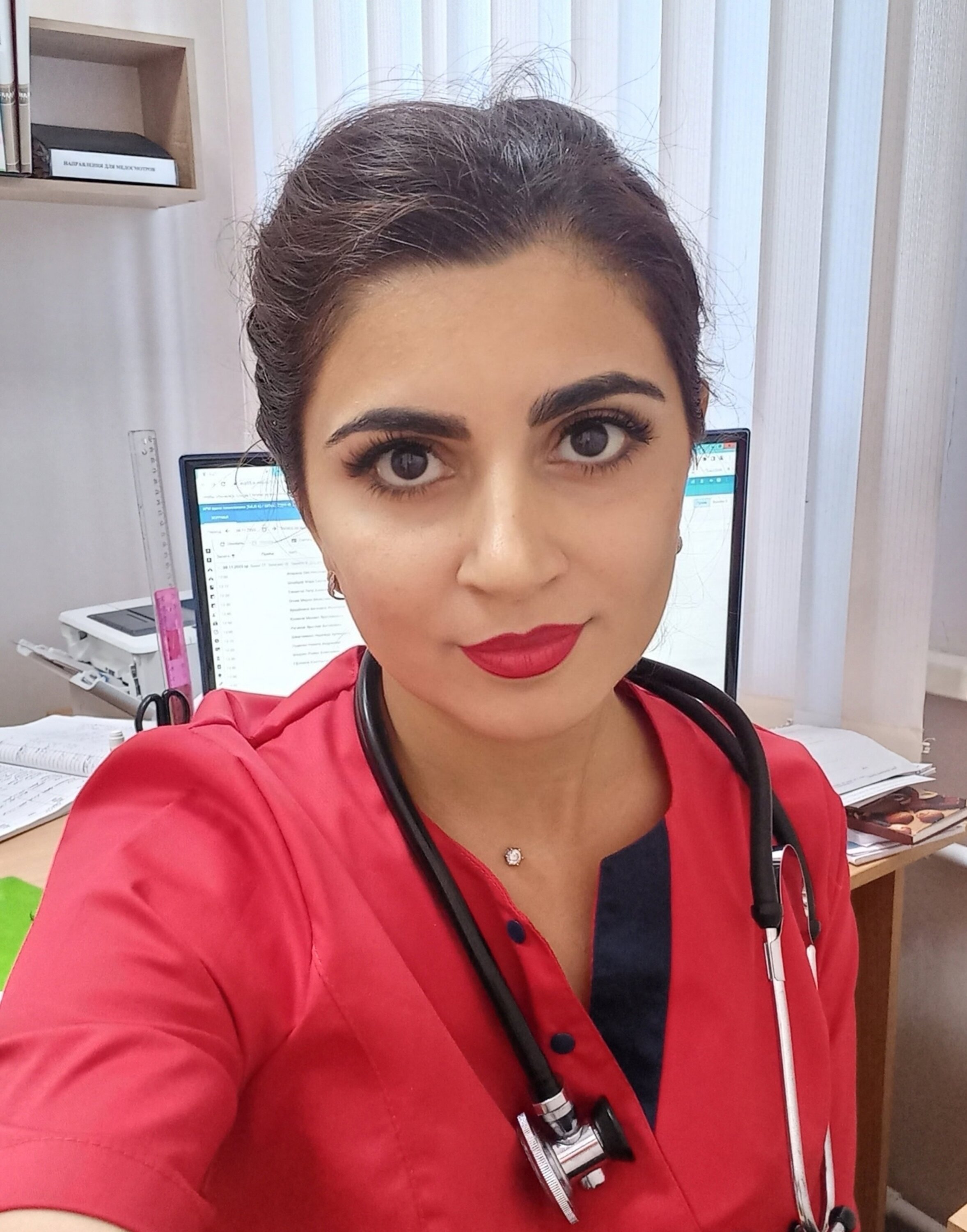 Светлана Араратовна Мноян