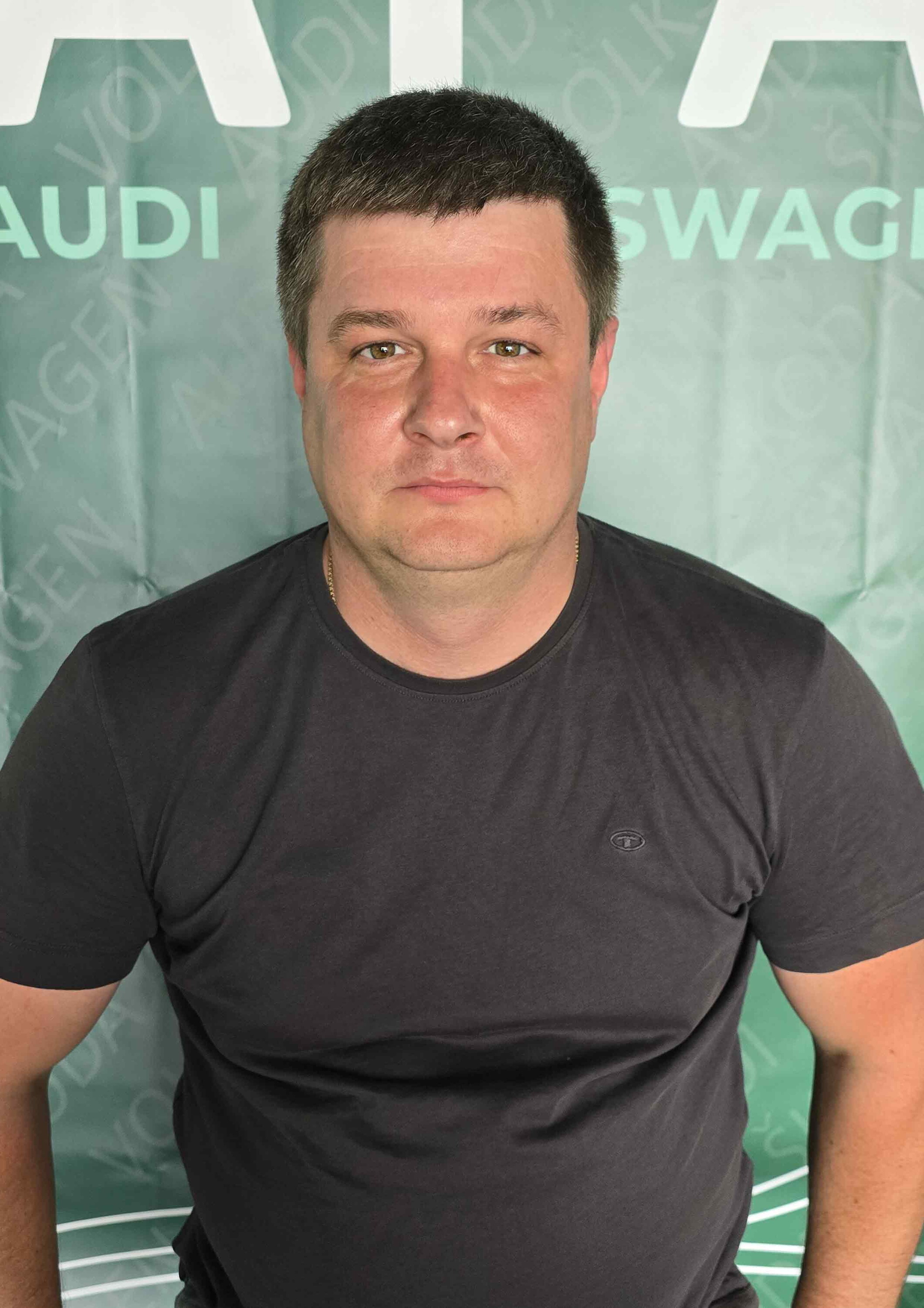 Игорь Заравнятных