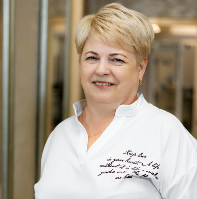 Елена Подкопаева