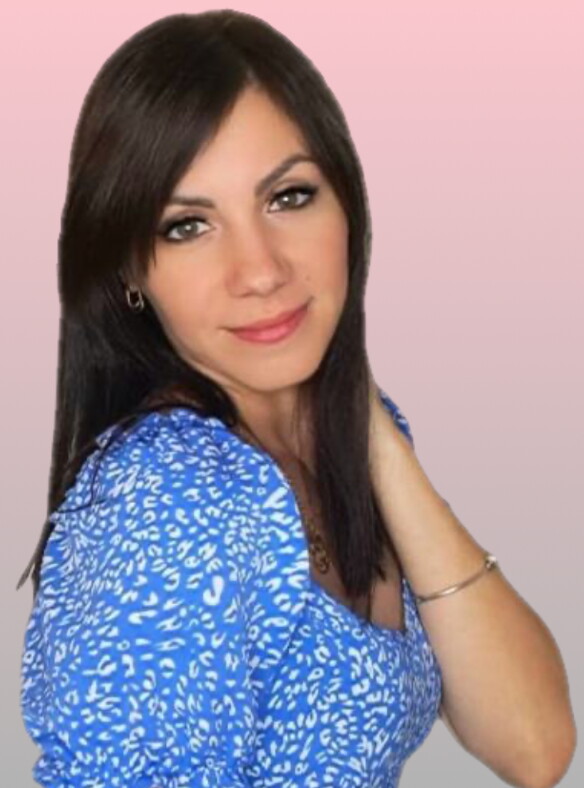 Юлия Неверовская