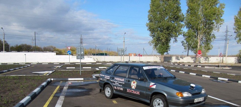Со сколтки лет разрешается обучение в юношеской автошколе Со сколтки лет разрешается обучение в юношеской автошколе