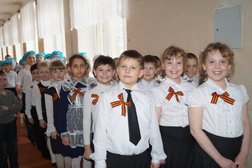 Средняя школа №15, с рейтингом 2.5 - находится по адресу Омск, 21-я Амурская улица, 17 