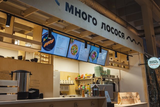 Ресторан Много Лосося на Часовой - отзывы, фото, онлайн бронирование  столиков, цены, меню, телефон и адрес - Рестораны, бары и кафе - Москва -  Zoon.ru