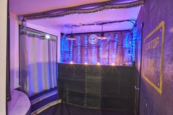 Салон эротического массажа Bunker, с рейтингом 3.1 - находится по адресу Пермь, улица Революции, 58 