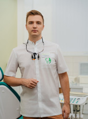 Стоматолог-ортопед, стоматолог-терапевт Антон Вадимович Каменский
