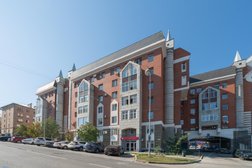 Центр недвижимости и ипотеки Этажи, с рейтингом 4.9 - находится по адресу Пермь, улица Максима Горького, 9 