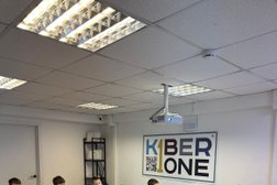 Kiberone, с рейтингом 4.5 - находится по адресу Петропавловск-Камчатский, Кавказская улица, 49 