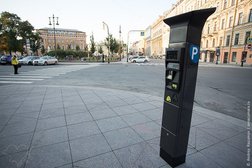 Парковка Санкт-Петербурга зона 7806, с рейтингом 3 - находится по адресу Санкт-Петербург, площадь Островского, 6а 