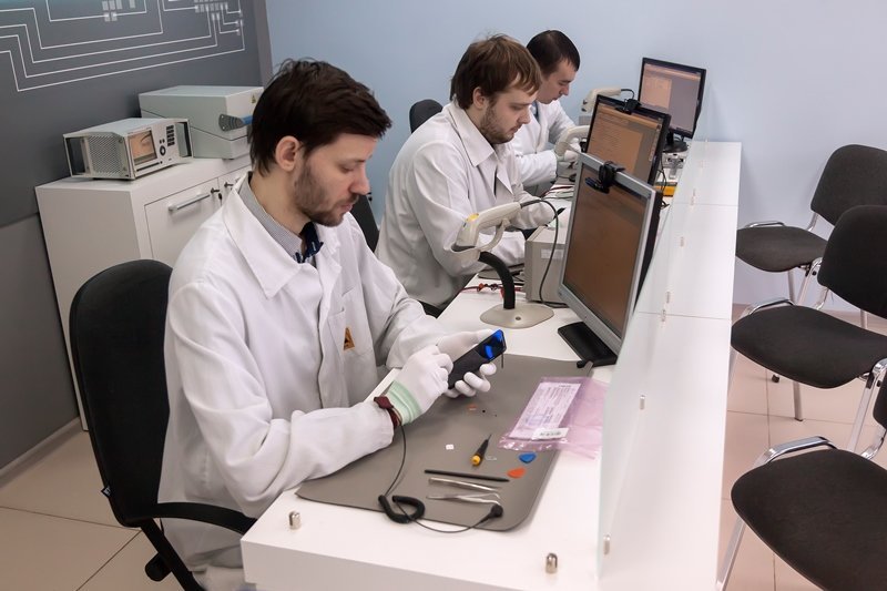 Авторизованный сервисный центр Связной Сервис на метро Крылатское ...