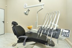 Стоматологическая клиника April, с рейтингом 4.6 - находится по адресу Республика Татарстан, Казань, Альберта Камалеева проспект, 32Б 