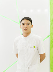 Имплантолог, стоматолог-хирург Әлімжан Жомартұлы Абибулла