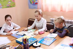 Учебный центр Келешек, с рейтингом 3.7 - находится по адресу Алматы, микрорайон Жулдыз-1, 26В 