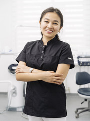 Имплантолог, стоматолог Дина Бериковна Алмуханова