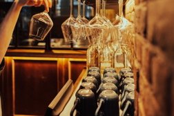 Гастробар Коробок, с рейтингом 4.5 - находится по адресу Новосибирск, проспект Академика Лаврентьева, 19 