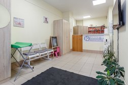 Медицинский центр КудровоМед, с рейтингом 4.3 - находится по адресу Ленинградская область, Всеволожский район, Заневское городское поселение, деревня Кудрово, Столичная улица, 1 