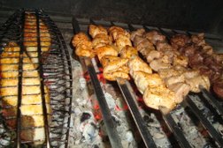 Шашлычная на Динамо, с рейтингом 5 - находится по адресу Архангельск, Садовая улица, 8 ст13 